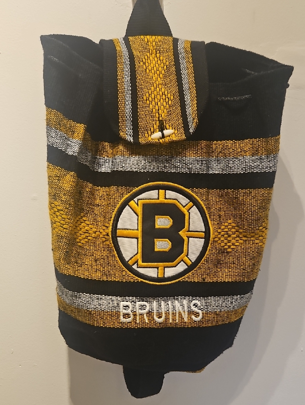 NHL Black and Gold Bruins Knit Drawstring Backpack